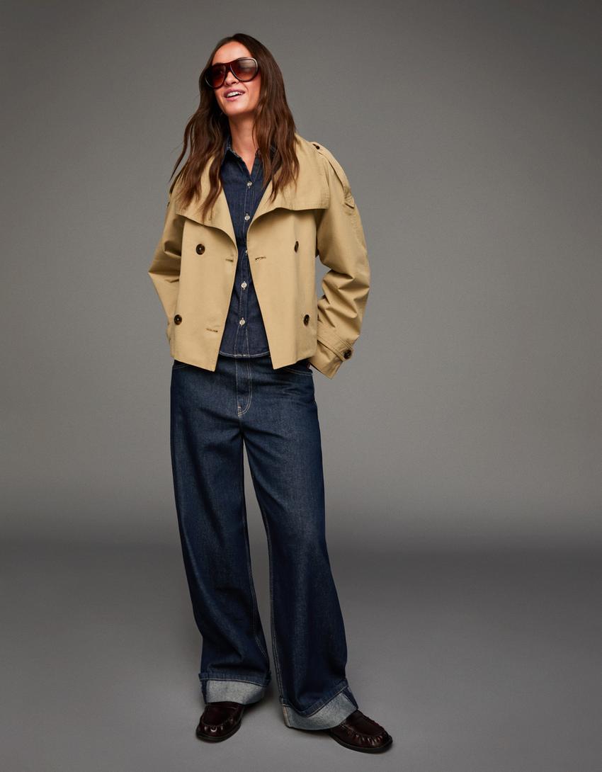 Short trench coat